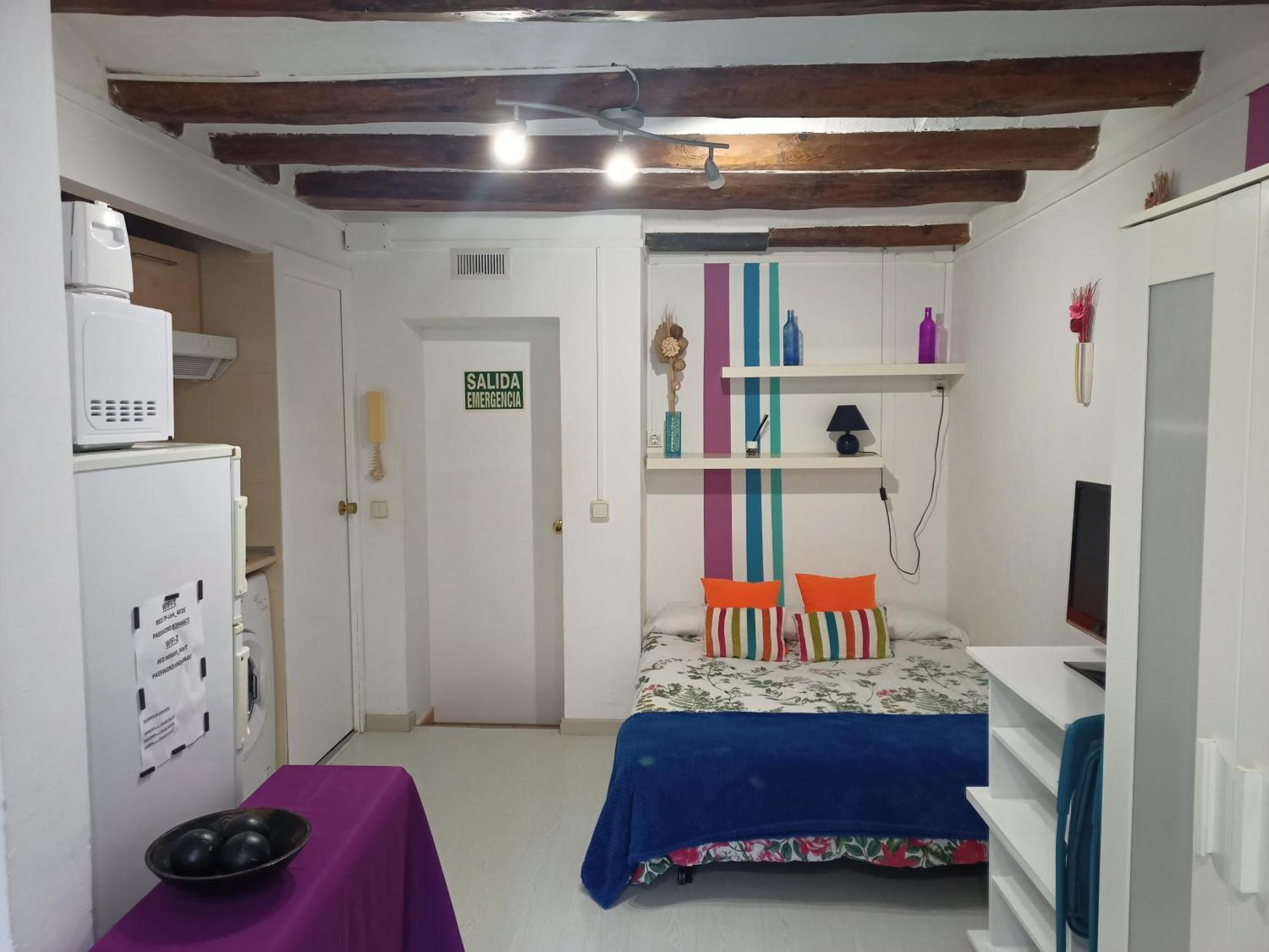 Estudio Con Balcon Plaza Espana 巴塞罗那 外观 照片